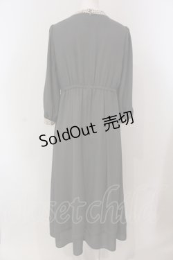 画像3: Maison de FLEUR Petite Robe canone / ブリジットが注ぐサイダーワンピース M グレー O-25-05-13-042-EL-OP-OW-OS