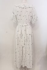 画像4: 【SALE】Maison de FLEUR Petite Robe / フリルカラードット柄ドレス M オフホワイト O-25-05-15-071-EL-OP-OW-ZT278 (4)