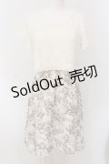axes femme / フラワーptドッキングワンピース M キナリ O-25-05-17-048-AX-OP-OW-OS