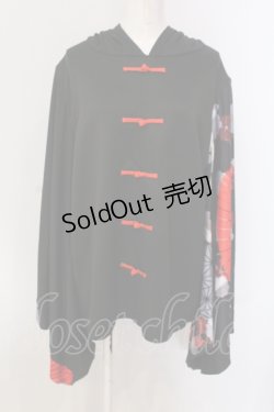 画像1: NieR Clothing / FAKEチャイナボタン着物風袖PULLOVER プルオーバー  ブラック×レッド和傘 O-25-05-17-009-PU-TO-IG-OS
