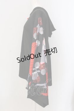 画像2: NieR Clothing / FAKEチャイナボタン着物風袖PULLOVER プルオーバー  ブラック×レッド和傘 O-25-05-17-009-PU-TO-IG-OS