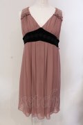 axes femme / 後ろラッフルフリルワンピース M ピンクベージュ O-25-05-19-008-AX-TO-OW-OS