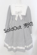 Amavel / Message Ribbon スクエアセーラーワンピース F グレー O-25-05-20-005-CA-OP-OW-OS
