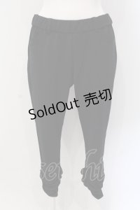 INGEBORG / 裾ギャザーストレッチパンツ 3（9号） クロ O-25-05-22-041-LO-PA-OW-ZT372