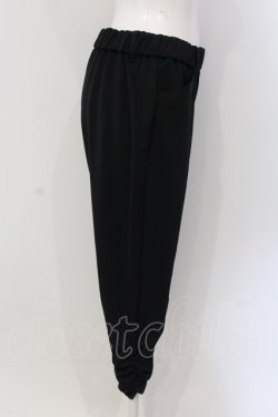 画像2: INGEBORG / 裾ギャザーストレッチパンツ 3（9号） クロ O-25-05-22-041-LO-PA-OW-OS