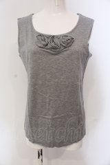 INGEBORG / ローズモチーフタンクトップ 9 グレー O-25-05-22-064-LO-TO-IG-ZI