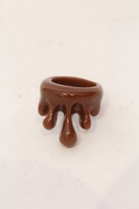 Q-pot. / チョコレートメルトリング 約12号 チョコ O-25-05-22-027-QP-AC-IG-ZT445-F005