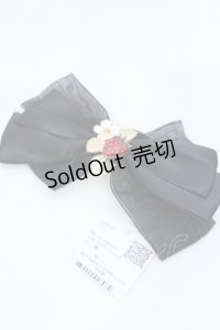 axes femme POETIQUE / いちごリボンクリップ  クロ O-25-05-23-018-AX-AC-OW-ZT445-F003