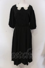 画像1: 【SALE】KANEKO ISAO / 長袖Iラインロングワンピース  クロ×シロ O-25-05-26-052-EL-OP-OW-ZT369 (1)
