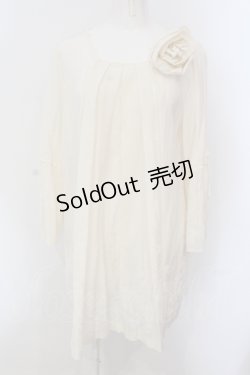 画像1: INGEBORG / コサージュつきフロッキーチュニック 9 オフシロ O-25-05-26-007-LO-TO-IG-OS