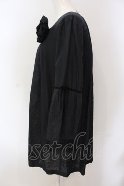 画像3: INGEBORG / コサージュつきフロッキーチュニック  クロ O-25-05-26-008-LO-TO-IG-OS
