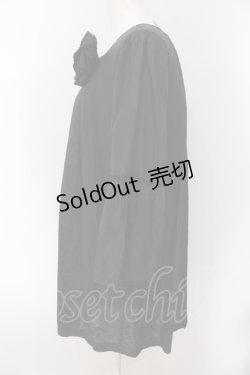 画像3: INGEBORG / コサージュつきフロッキーチュニック  クロ O-25-05-26-008-LO-TO-IG-ZI