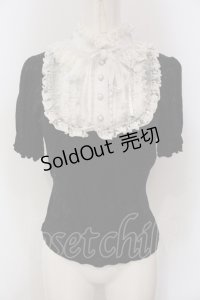 FRILL / コフィンジャガードプリント半袖カットブラウス  ブラック×ホワイト O-25-05-26-101-HN-TO-IG-OS