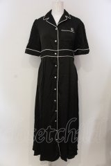EAT ME / オープンカラーマキシワンピース  クロ×シロ O-25-05-26-107-LO-OP-IG-ZS