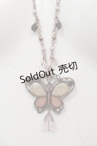 axes femme / ビジューバタフライネックレス  アンティークゴールド O-25-05-27-004-AX-AC-OW-OS