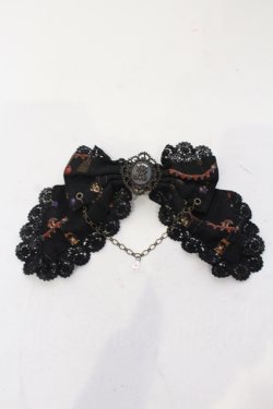 画像1: ALICE and the PIRATES / 天幕裏の赤ずきん柄バレッタ  クロ O-25-05-27-012-PA-AC-OW-OS