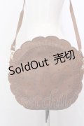 Q-pot. / ビスケット ポシェット  ブラウン O-25-05-30-005-QP-BG-IG-OS
