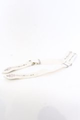 Ozz oneste / モチーフエンブロイダリーショルダーストラップ  ホワイト O-25-05-30-076-OO-ZA-IG-ZT445-F007
