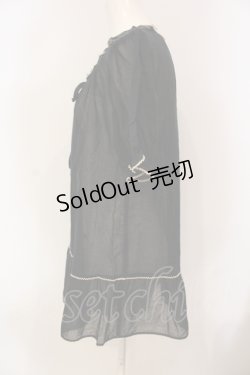 画像2: PINK HOUSE / レース配色スモックブラウス  クロ O-25-05-31-038-LO-TO-OW-OS