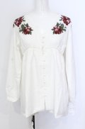 axes femme NOSTALGIE / ジョーゼット刺繍ブラウス M キナリ O-25-05-31-1075-AX-BL-OW-OS