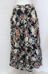画像2: 【SALE】axes femme NOSTALGIE / 絵画風ローズ柄スカート F クロ O-25-05-31-1081-AX-SK-OW-ZT461 (2)