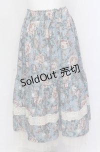 axes femme / ホーリーローズ柄フリルスカート F ブルー O-25-05-31-1084-AX-SK-OW-OS