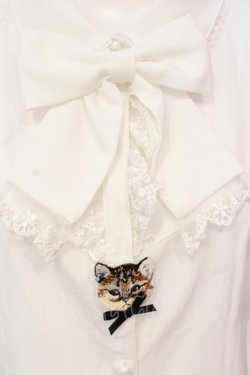 画像2: axes femme POETIQUE / キャットブローチ付ブラウス M シロ O-25-05-31-065-AX-BL-OW-OS