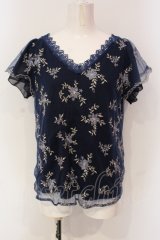 axes femme / フラワー刺繍Vネックトップス M ネイビー O-25-06-07-013-AX-TO-IG-ZT0730B
