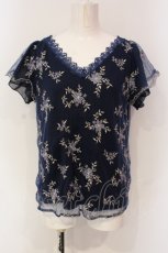 画像1: axes femme / フラワー刺繍Vネックトップス M ネイビー O-25-06-07-013-AX-TO-IG-ZT460 (1)