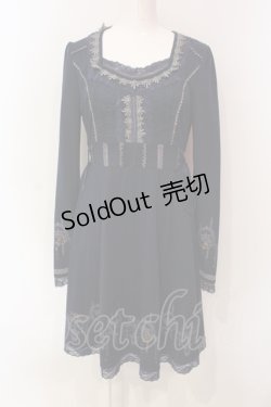 画像1: Ozz Croce / シャンデリアプリント裏起毛ワンピース  ネイビー O-25-06-09-046-OO-OP-IG-OS