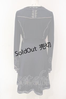 画像4: Ozz Croce / シャンデリアプリント裏起毛ワンピース  ネイビー O-25-06-09-046-OO-OP-IG-OS