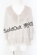 axes femme / フラワーモチーフレースフリルボレロ M ベージュ O-25-06-09-079-AX-TO-IG-OS