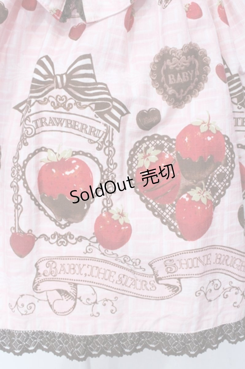 画像3: BABY,THE STARS SHINE BRIGHT / Strawberry Loves Chocolate柄ジャンパースカートI  ピンク O-25-06-09-015-BA-OP-OW-OS (3)