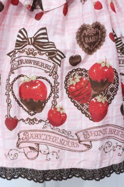 画像3: BABY,THE STARS SHINE BRIGHT / Strawberry Loves Chocolate柄ジャンパースカートI  ピンク O-25-06-09-015-BA-OP-OW-OS