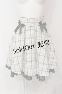 Amavel / ビジューツインリボンツイードスカート  シロ×クロ O-25-06-10-044-CA-SK-IG-OS