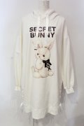 Secret Honey / レースアップうさぎビックパーカーワンピース  シロ O-25-06-10-050-CA-OP-IG-OS
