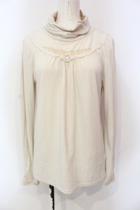 axes femme / タートルネックレースインナープルオーバー L アイボリー O-25-06-10-086-AX-TO-IG-OS