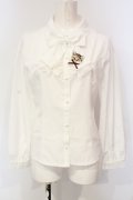 axes femme POETIQUE / キャットブローチ付ブラウス M シロ O-25-06-12-047-AX-BL-IG-OS