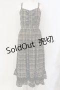 axes femme POETIQUE / フリルデザインキャミワンピース  ブラウン×グリーン O-25-06-12-058-AX-OP-IG-OS