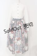 axes femme / 菊柄ワンピース  シロ×グリーン O-25-06-12-013-AX-OP-IG-OS