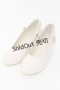 axes femme / 飾りバックル2WAYパンプス M アイボリー O-25-06-14-081-AX-SH-IG-ZT-K017