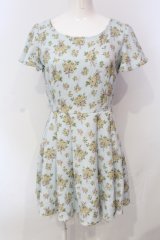 Ank Rouge / バックリボブーケ柄ワンピース  サックス O-25-06-14-028-CA-OP-IG-OS