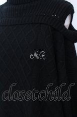 画像2: NieR CLOTHING / 短丈OFF-SHOULDER KNIT ニット  ブラック O-25-06-16-005-PU-TO-IG-ZT115 (2)
