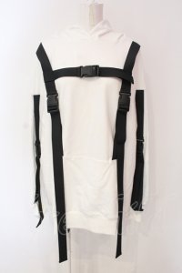 one spo / 進撃の巨人コラボ サス付きパーカー  ホワイト O-25-06-16-048-PU-TO-IG-ZT274