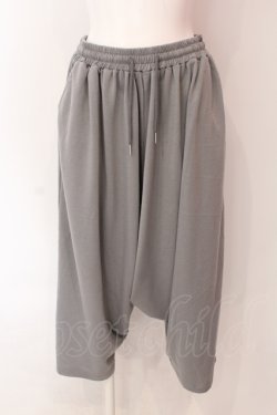 画像1: NieR Clothing / フェイスプリントサルエルパンツ  グレー O-25-06-16-058-PU-PA-IG-OS