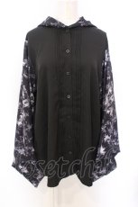 画像1: NieR CLOTHING / 袖リブ付き着物風シャツ【鳥居×九尾】  ブラック×グレー O-25-06-16-011-PU-BL-IG-ZT284 (1)