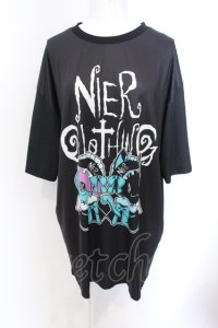 NieR Clothing / メイドONEくん×シエルBIG CUTSEW F ブラック O-25-06-16-012-PU-TO-IG-ZT111