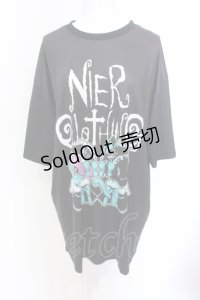NieR Clothing / メイドONEくん×シエルBIG CUTSEW F ブラック O-25-06-16-012-PU-TO-IG-ZT111