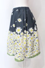画像2: MILK / Daisy fieldスカート  ブラックガーデン O-25-06-19-032-ML-SK-OW-ZT377 (2)
