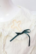 画像2: BABY,THE STARS SHINE BRIGHT / Sweet Heart Cross ブラウス  キナリ×グリーン O-25-06-19-042-BA-BL-OW-OS (2)